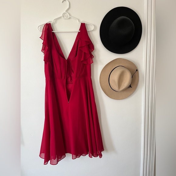 David’s Bridal Party Dress - Picture 2 of 3